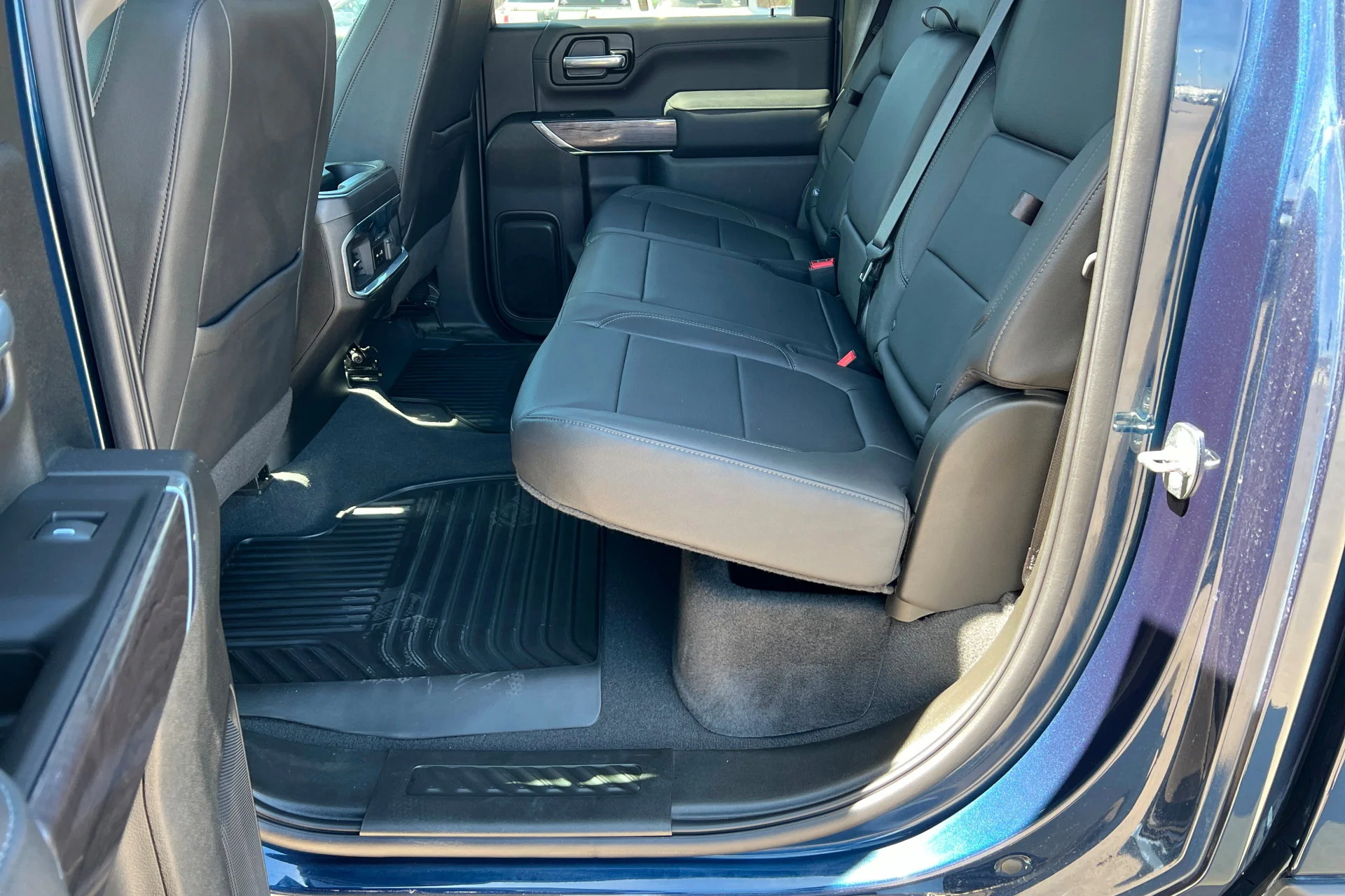2022 Chevrolet Silverado 3500HD LTZ - Photo 21