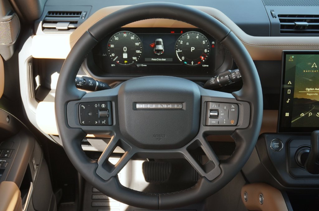 New 2026 Woolstone Green Land Rover X-Dynamic SE image 16
