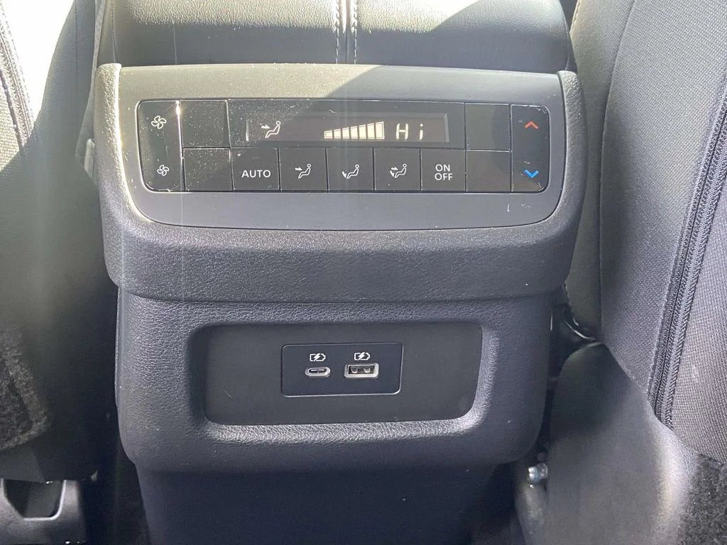 Certified Used 2024 Deep Ocean Blue Pearl Nissan SV image 13