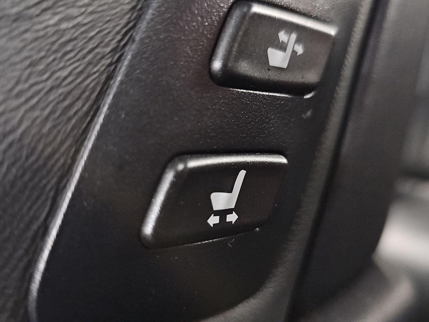 Used 2014 Obsidian Lexus 4DR SDN RWD image 37