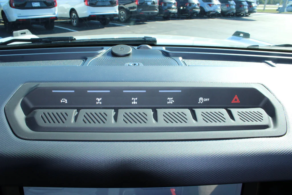 New 2026 Avalanche Gray Ford Badlands® image 46