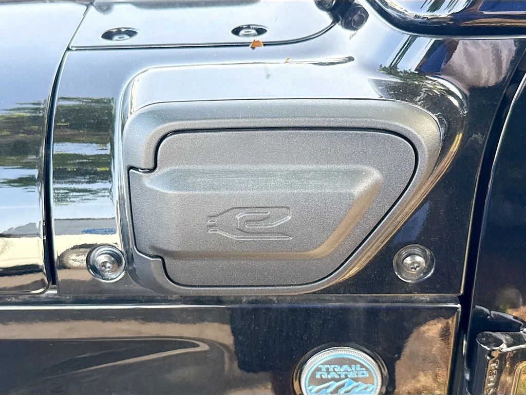 Used 2023 Black Jeep Rubicon 4xe image 9