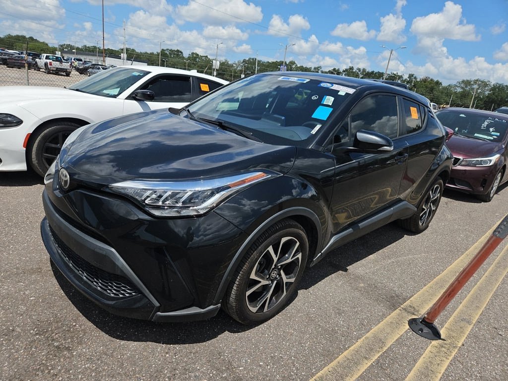 Used 2020 Black Toyota XLE image 6