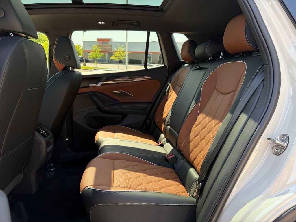 New 2026 Sandstone Volkswagen 2.0T SEL R-Line image 23