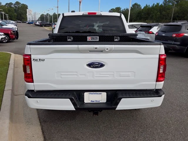 Used 2023 White Ford XLT image 14