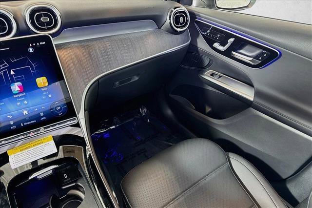 New 2026 Polar White Mercedes-Benz GLC 300 image 51