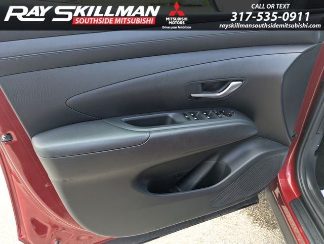 Used 2025 Red Hyundai SEL image 18