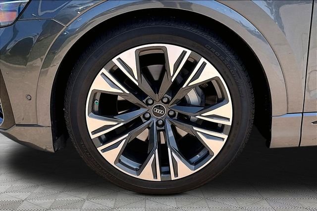 Used 2025 Gray Audi 55 Prestige image 8