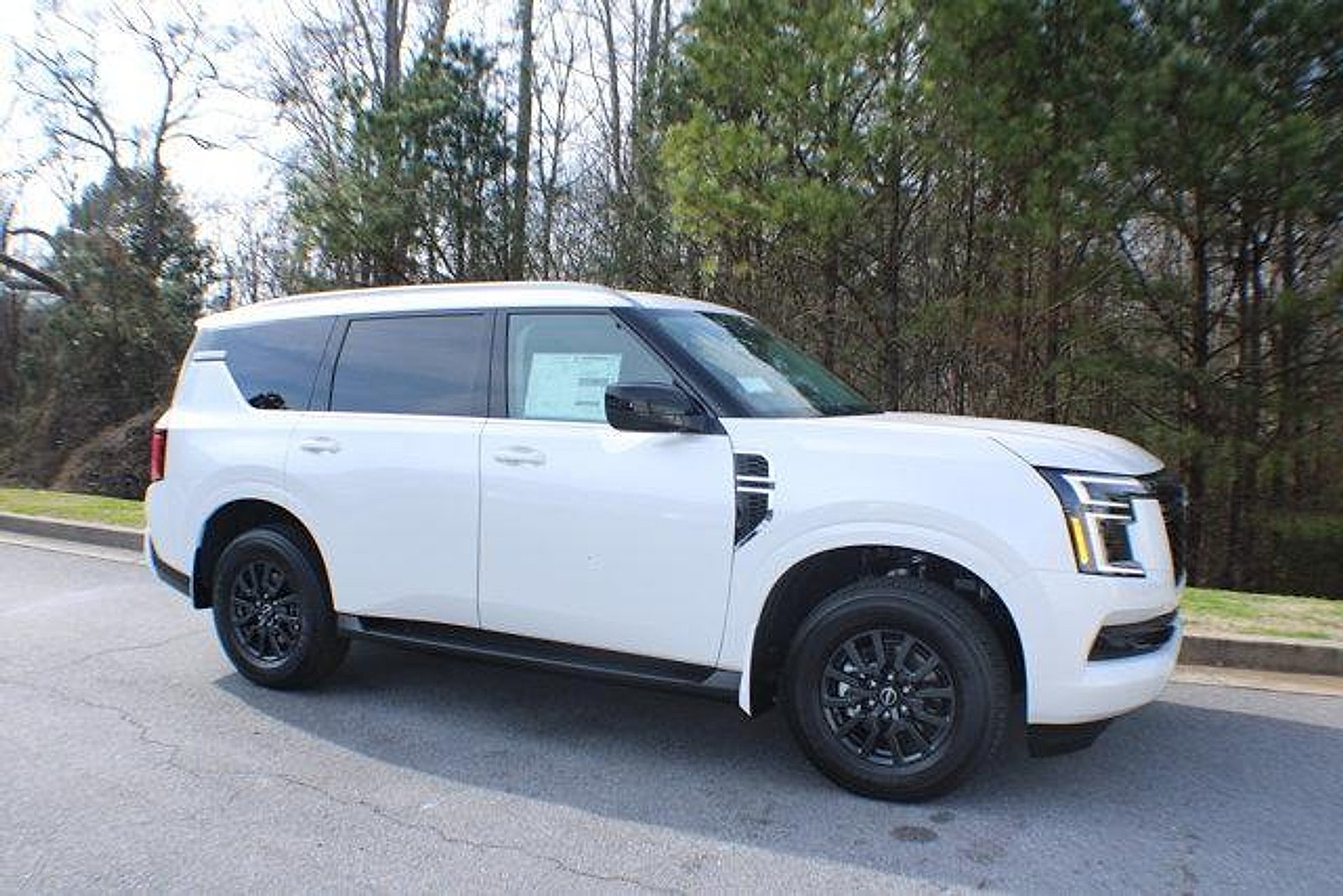 2026 Nissan Armada SV 4x4's photo