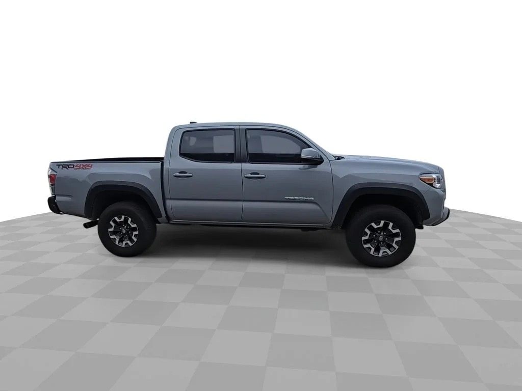 Used 2021  Toyota TRD Off-Road image 10