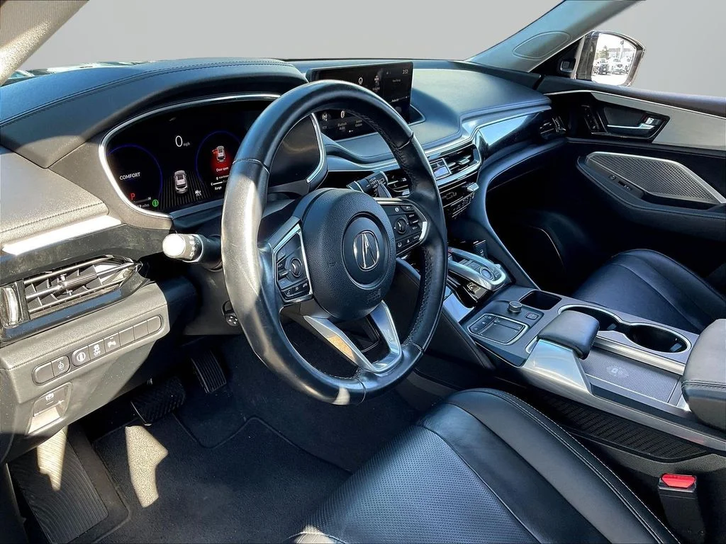 Used 2023 Black Acura Technology image 19