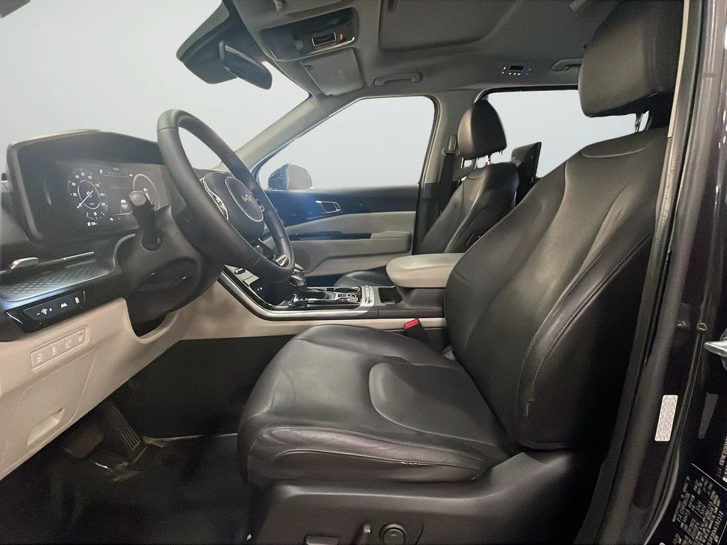 Certified Used 2022 Gray Kia SX Prestige image 12