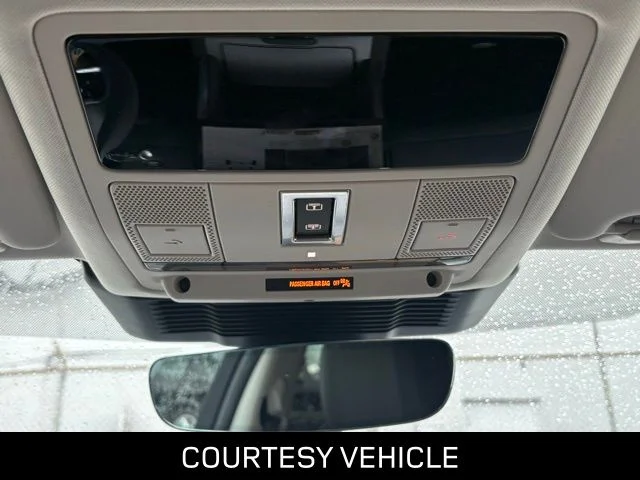 Certified Used 2025 White Land Rover S image 31