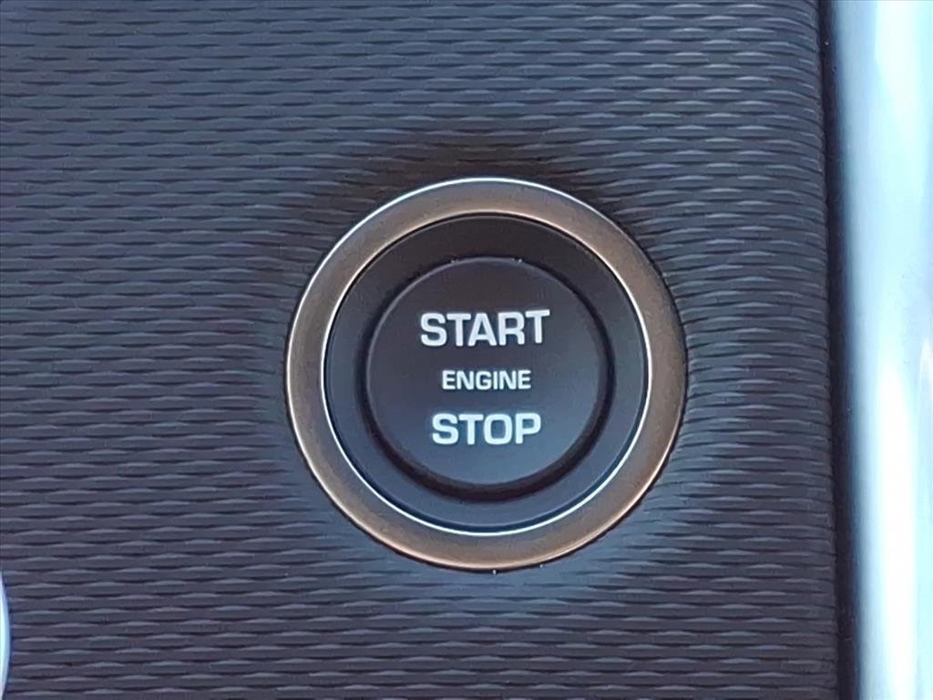 2026 Land Rover Discovery Gemini Edition - Photo 18