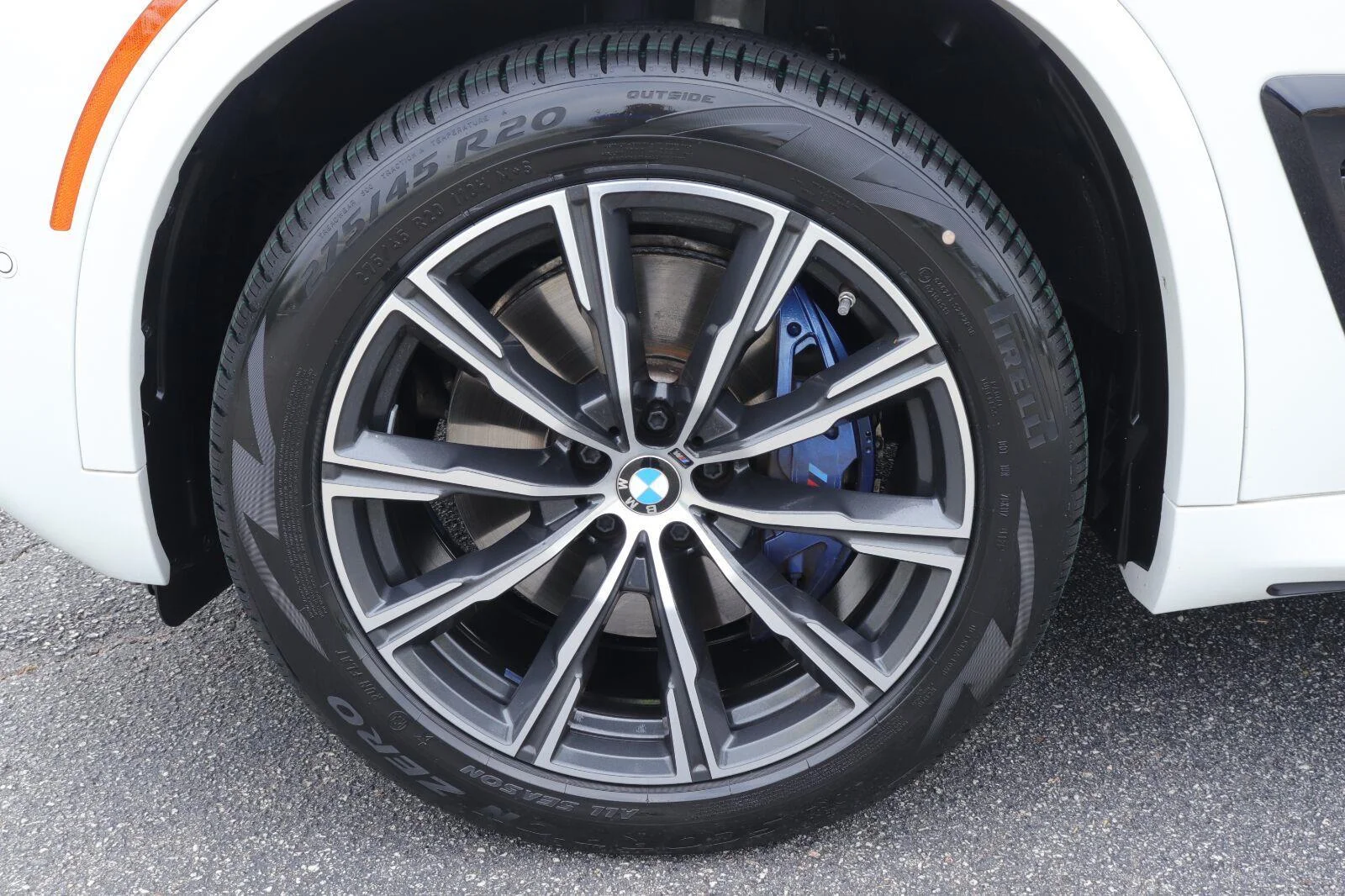 Certified Used 2024 Alpine White BMW xDrive40i image 45