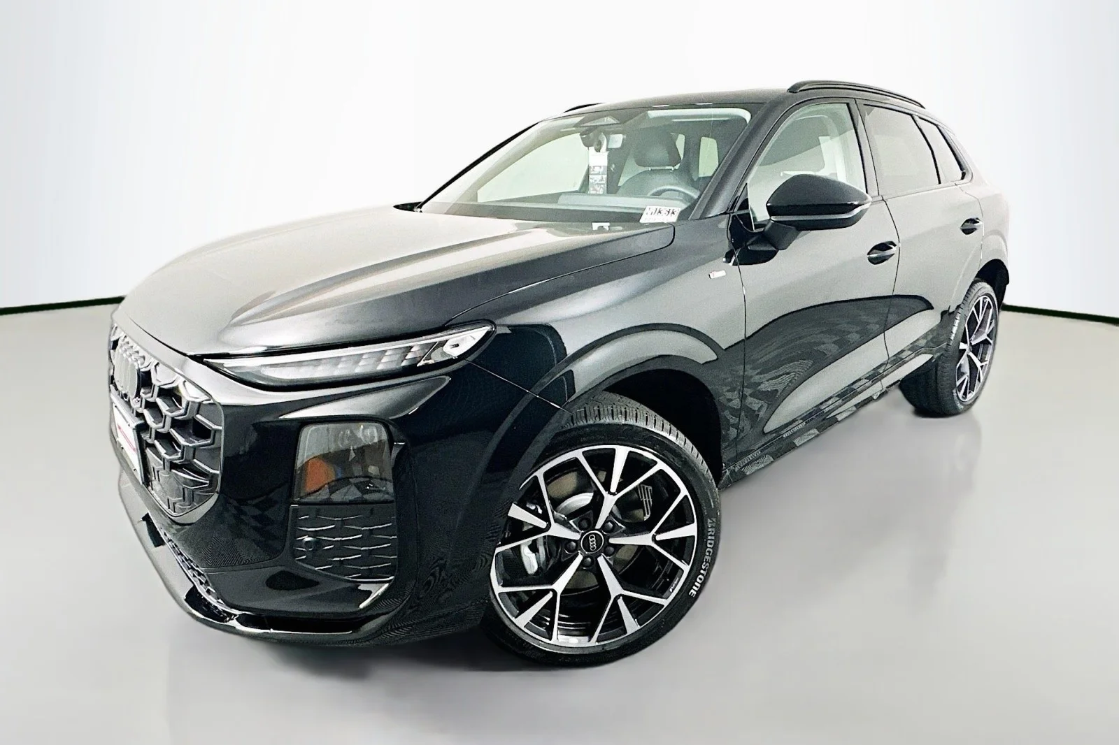 2026 Audi Q3 S line quattro's photo
