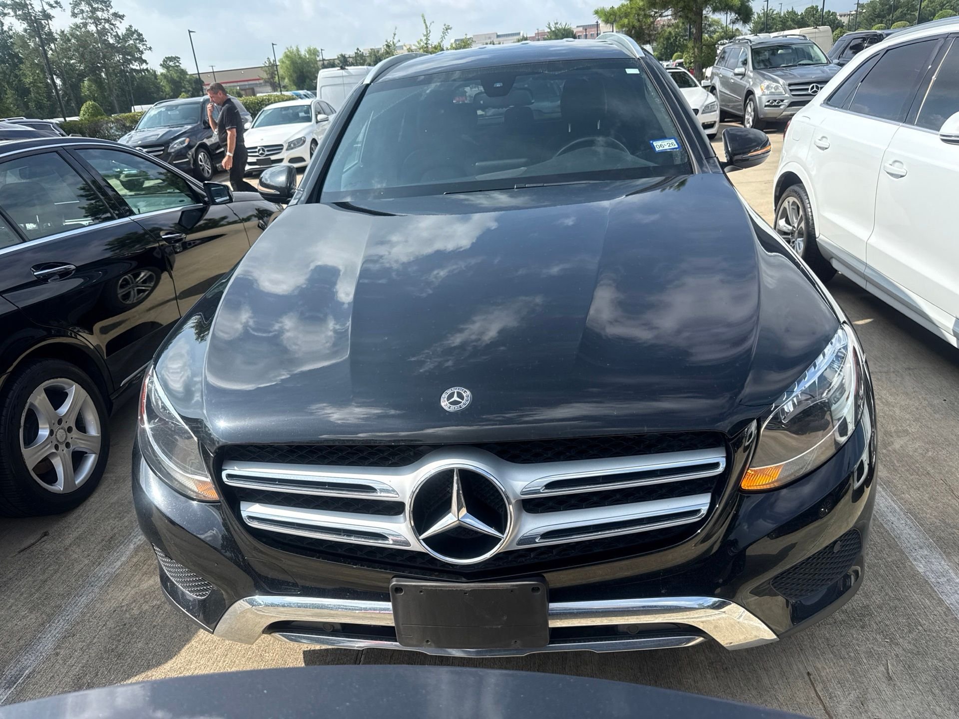 Used 2019 Mercedes-Benz GLC GLC300 with VIN WDC0G4JBXKV133061 for sale in The Woodlands, TX