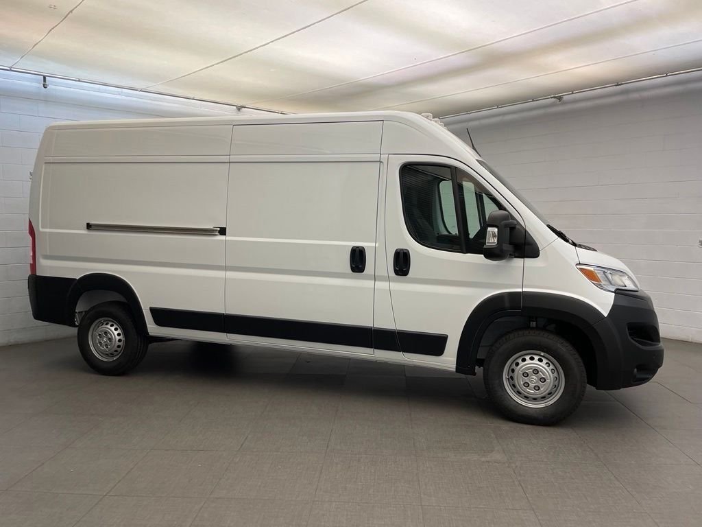 New 2026 Bright White Clear-Coat Exterior Paint RAM High Roof image 2