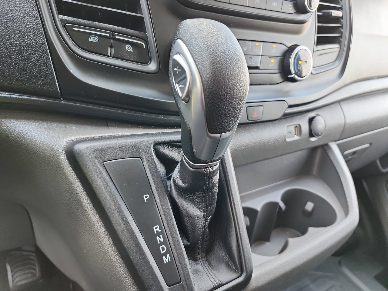 Used 2025 Oxford White Ford Base image 21