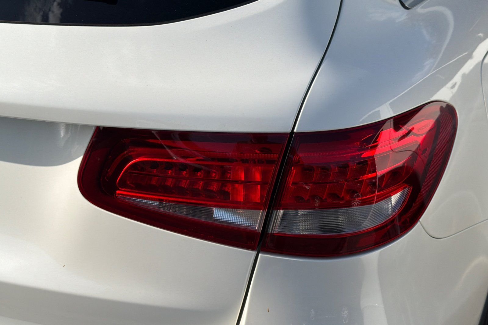 Used 2017  Mercedes-Benz GLC 300 image 14