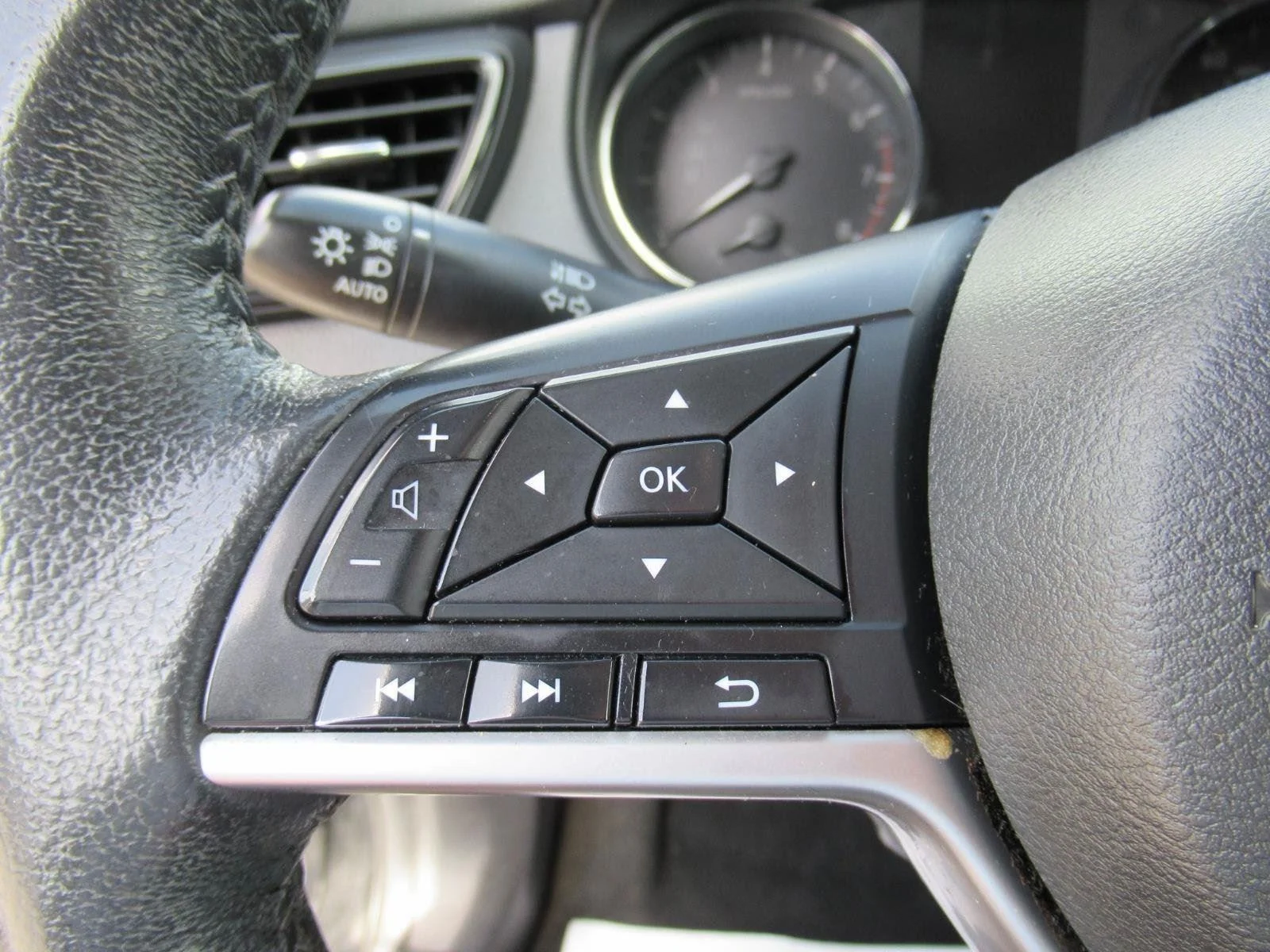 Used 2019 Black Nissan SV image 24