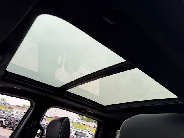 Used 2022 Black Ram Limited image 35
