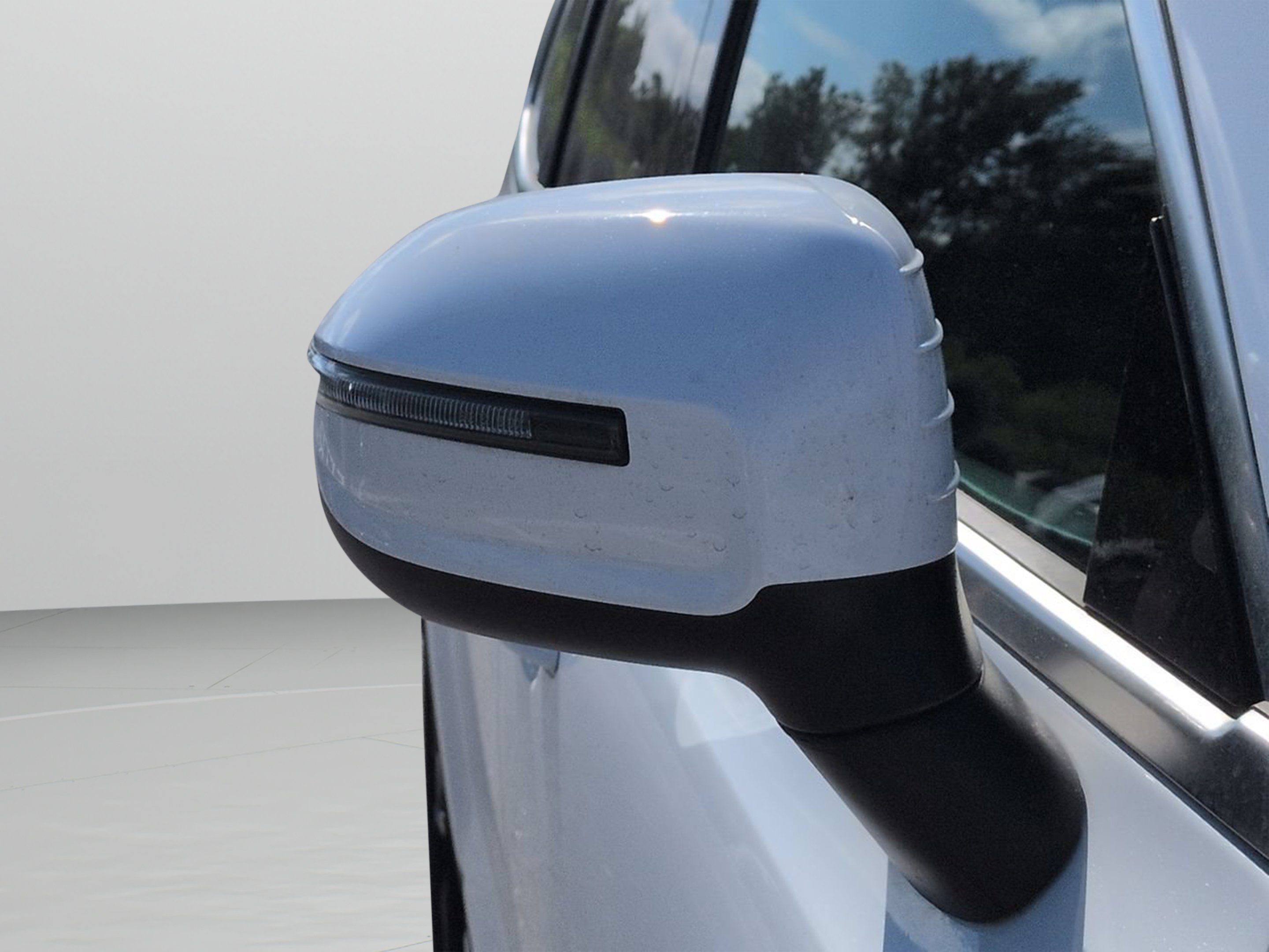 Certified Used 2025 Glacial White Pearl Kia S image 34
