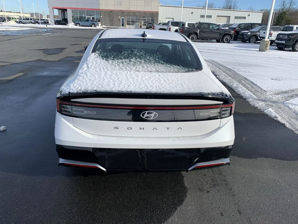 New 2026 White Hyundai SEL Sport image 7