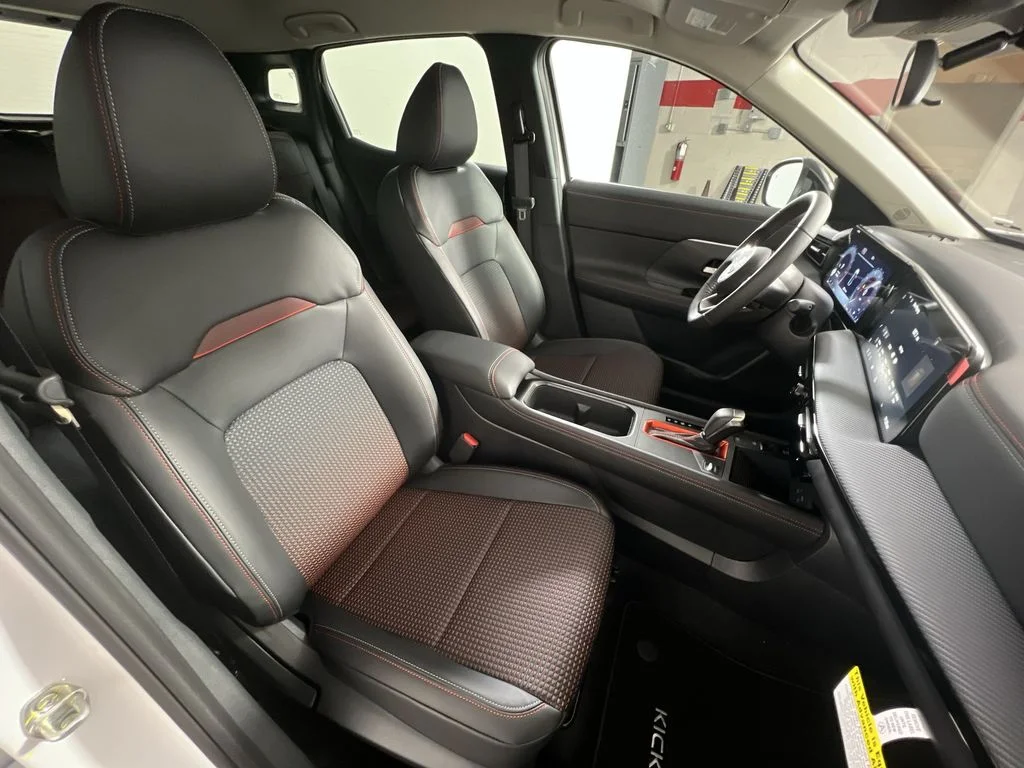 New 2026 White Nissan SR image 25