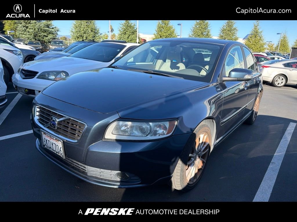 2010 Volvo S40
