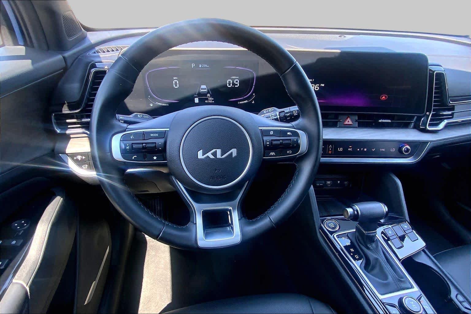Pre-Owned 2023 Kia Sportage X-Line
