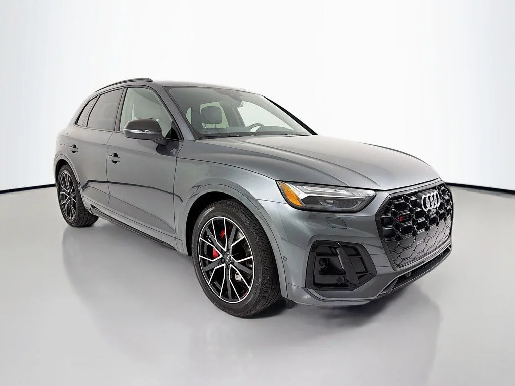 2024 Audi SQ5 Prestige's photo