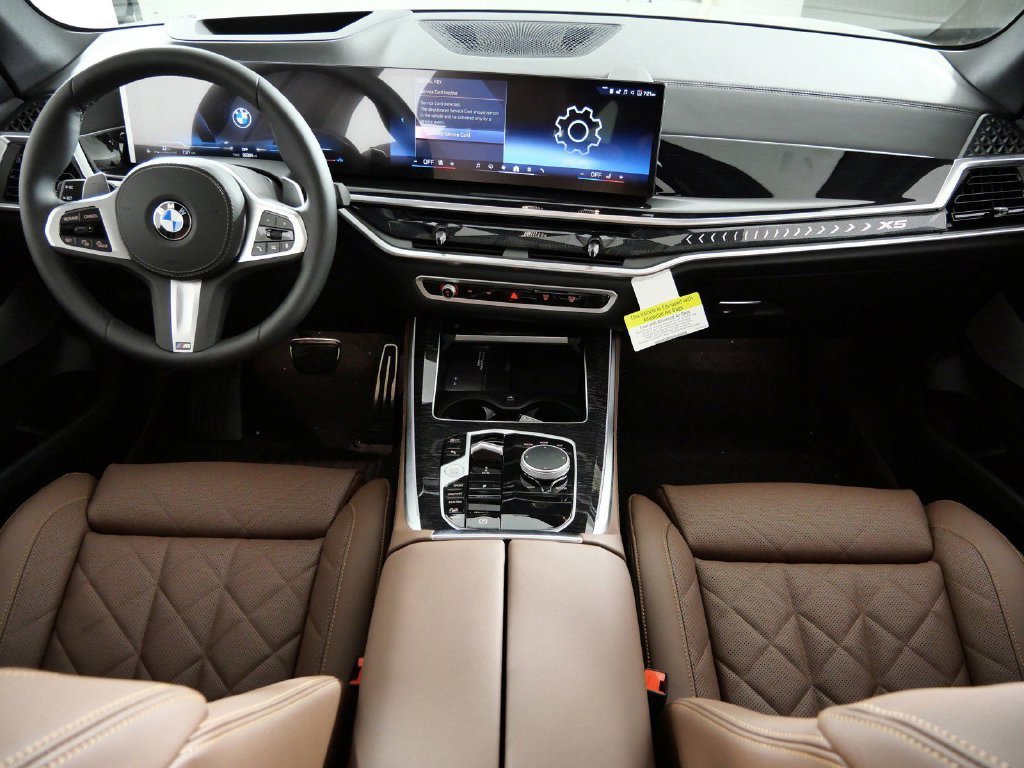 Used 2026 Skyscraper Grey Metallic BMW xDrive40i image 6