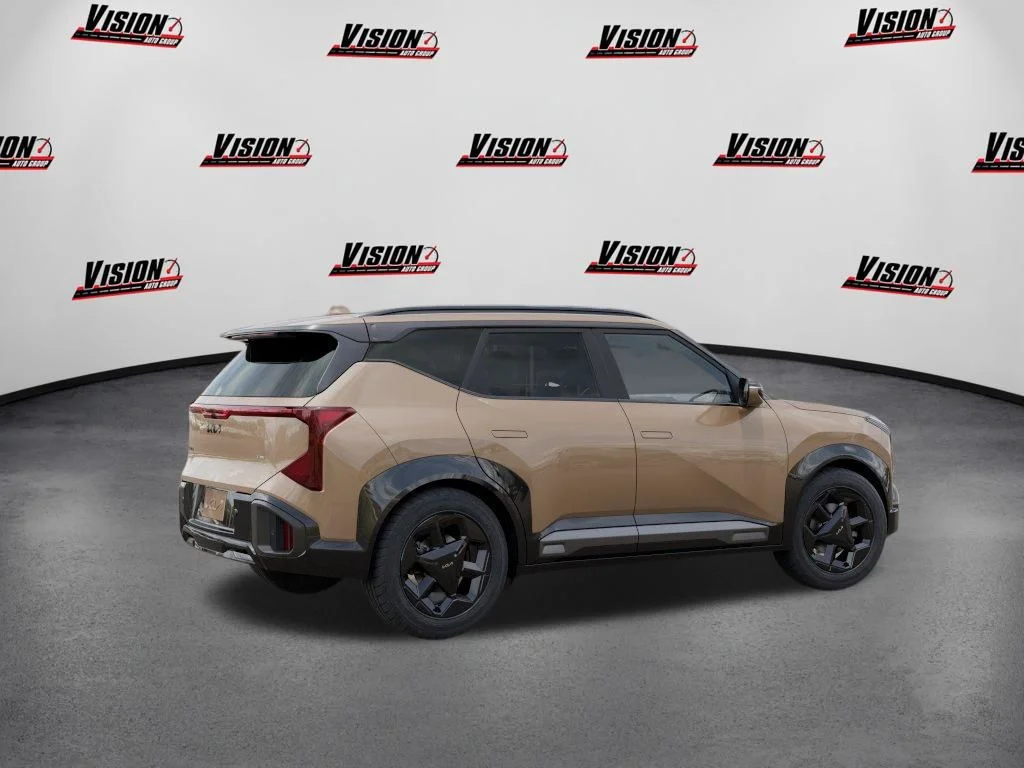New 2027 Brown Kia X-Line S image 6