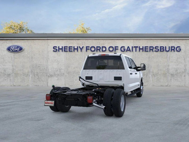 New 2026 Oxford White Ford XL image 8