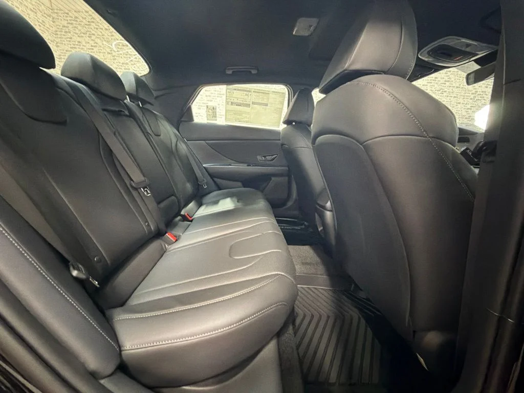 New 2026 Abyss Black Hyundai SEL Sport image 12
