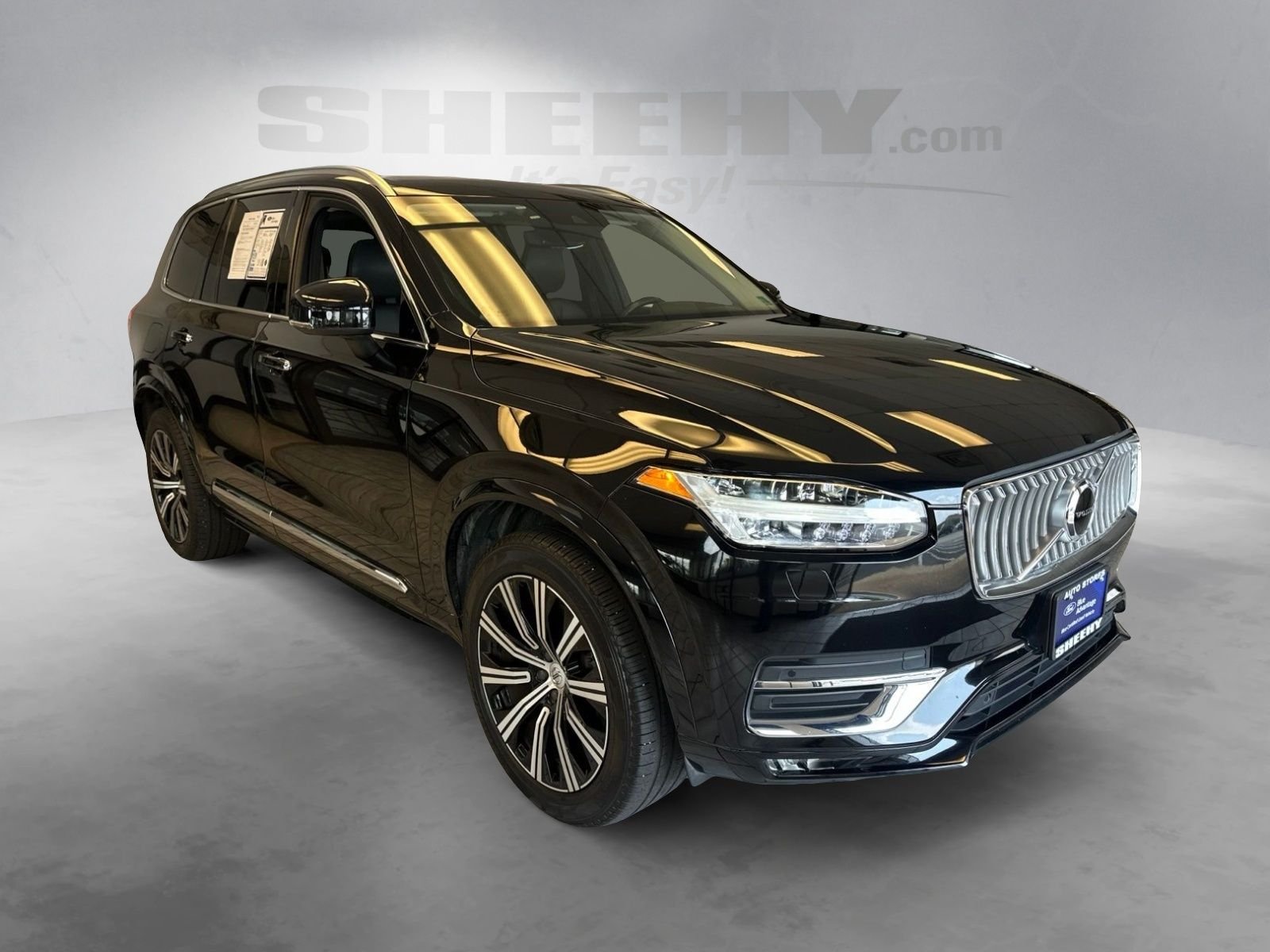Used 2021  Volvo T6 Inscription image 2