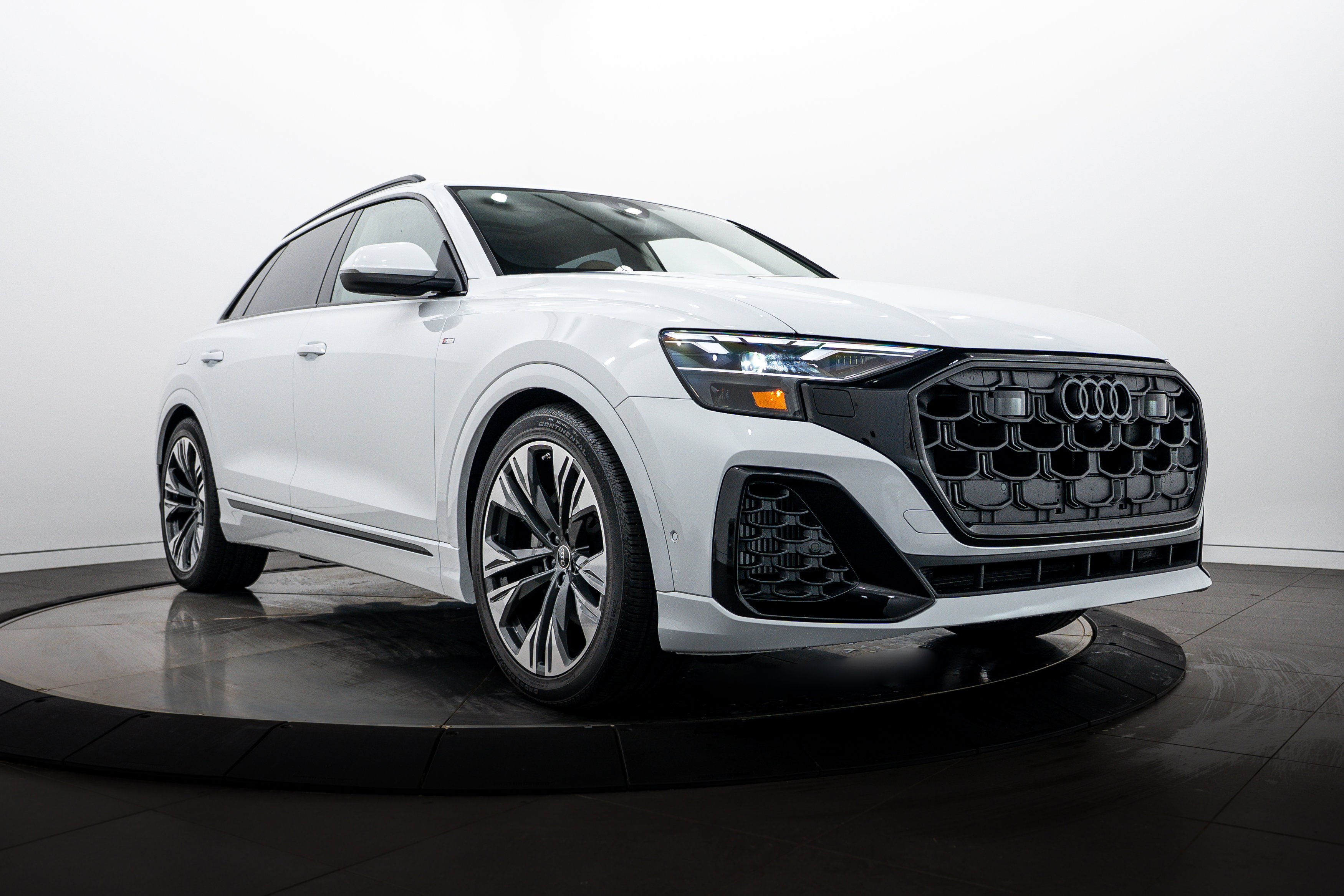 2026 Audi Q8 55 Prestige Tiptonic quattro's photo