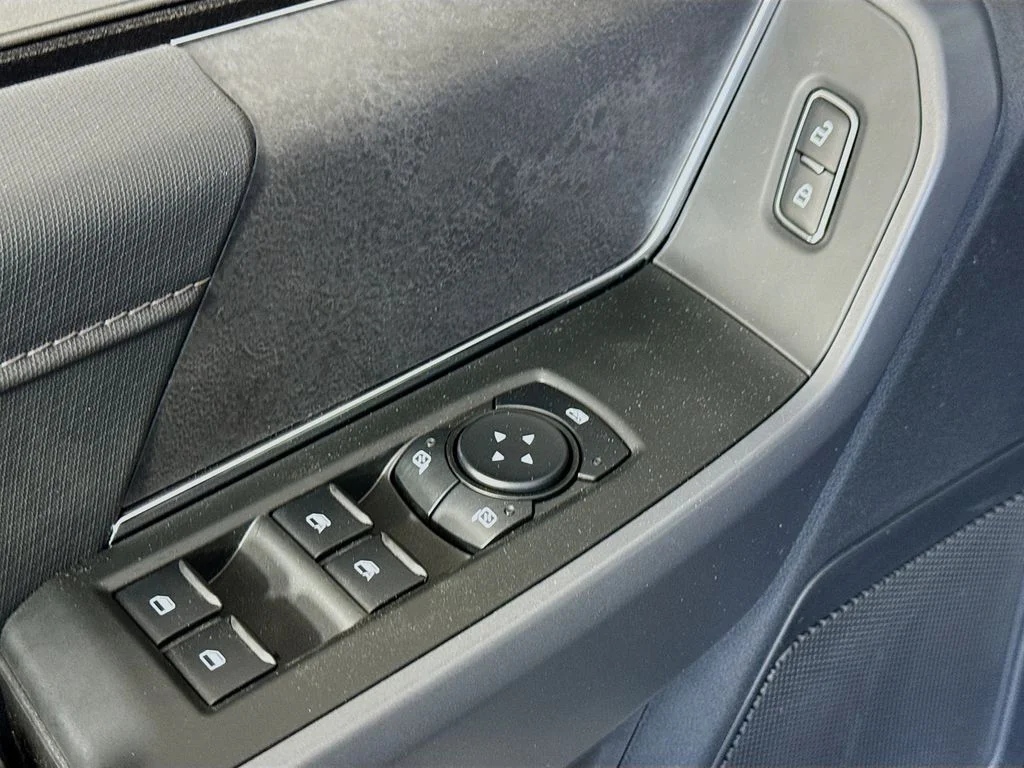 New 2026 Carbonized Gray Metallic Ford XLT image 18