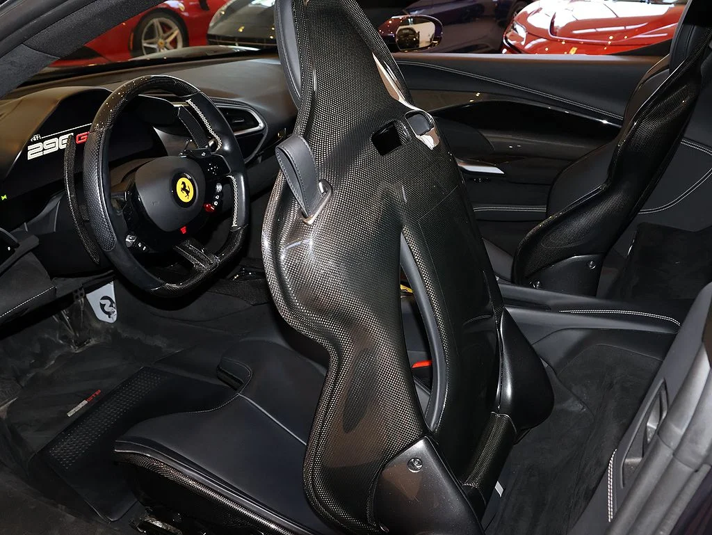 Certified Used 2025 Viola Hong Kong Ferrari  image 71