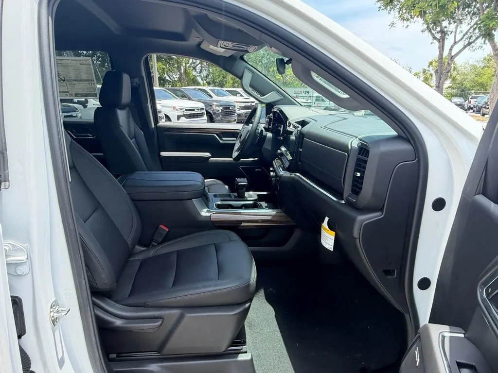 2026 Chevrolet Silverado 1500 RST - Photo 7