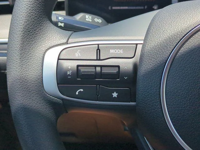 New 2026 Aurora Black Pearl Kia LXS FWD image 21