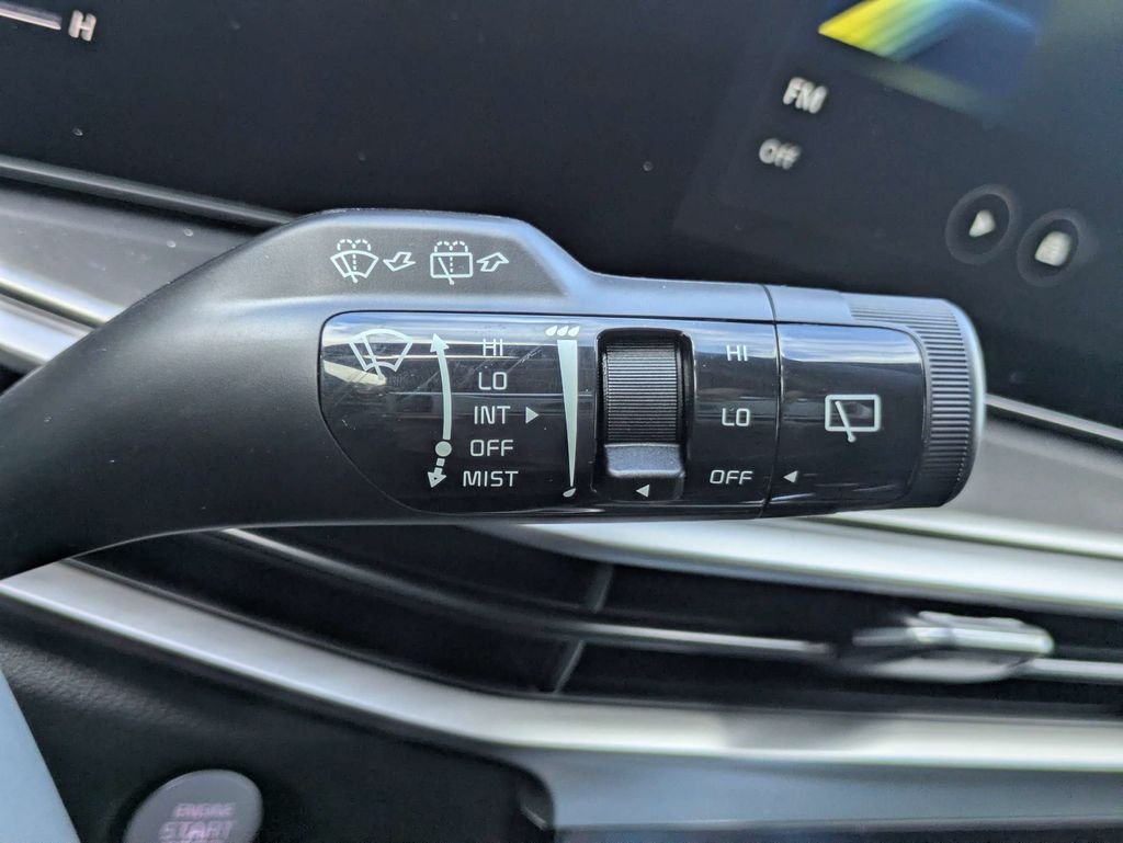 New 2026 Wolf Gray Kia S image 30