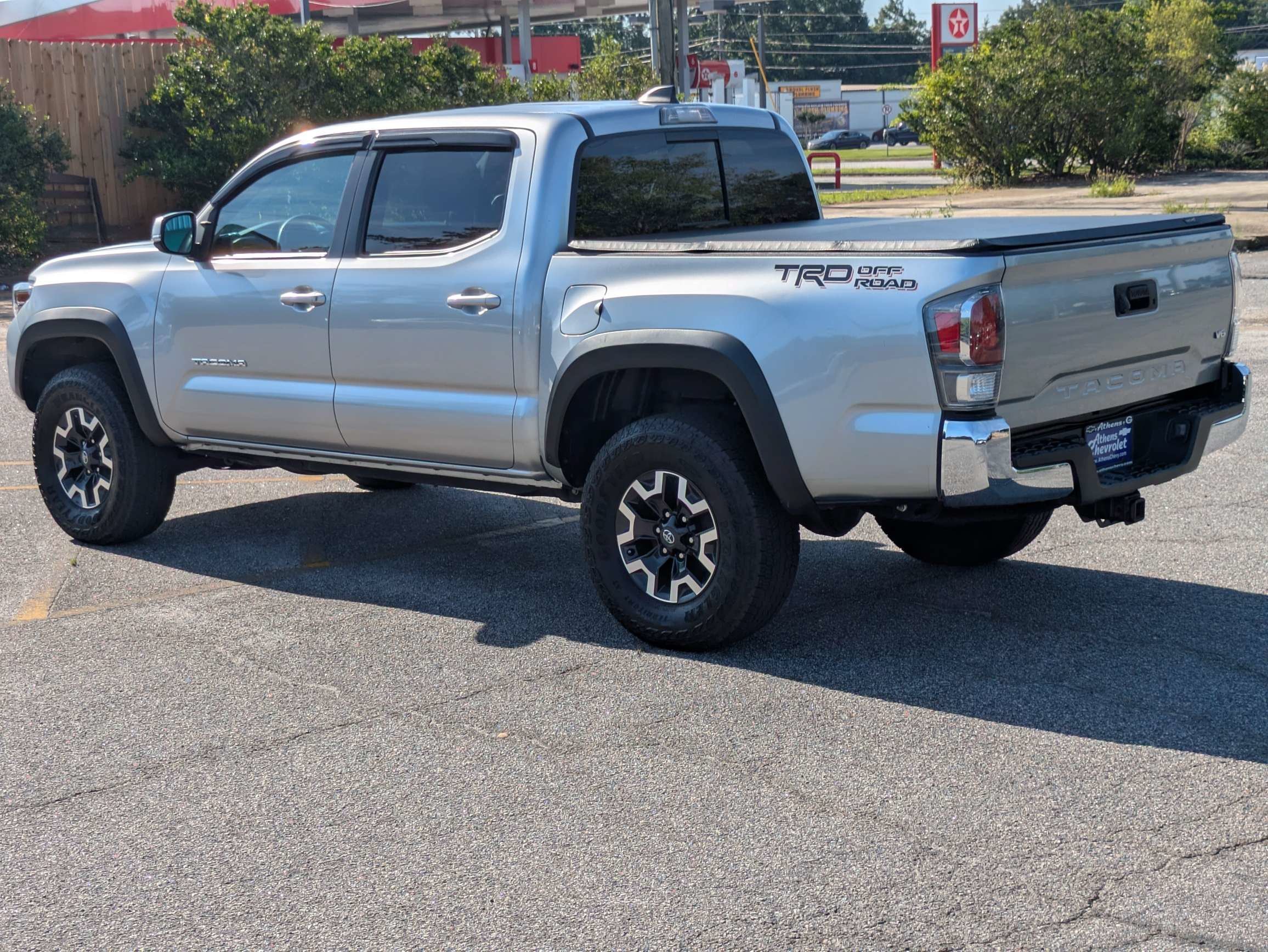 Used 2023 White Toyota  image 6