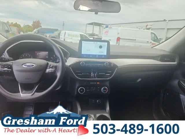 Certified Used 2021 Oxford White Ford SE image 18