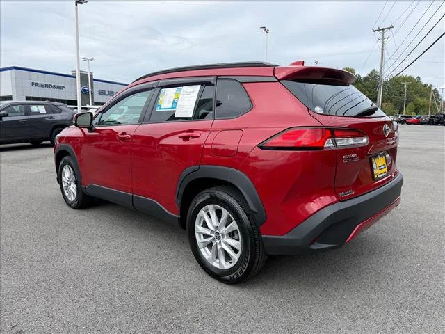 Used 2022 Red Toyota LE image 5