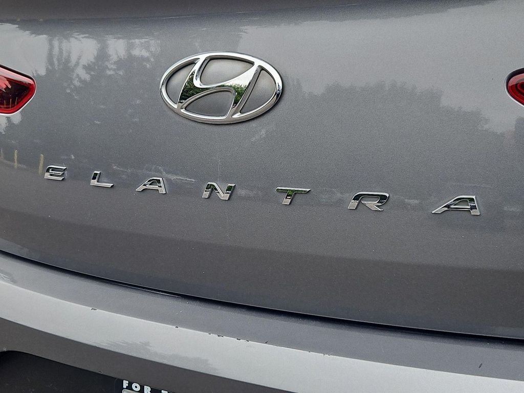 2019 Hyundai Elantra SE - Photo 26