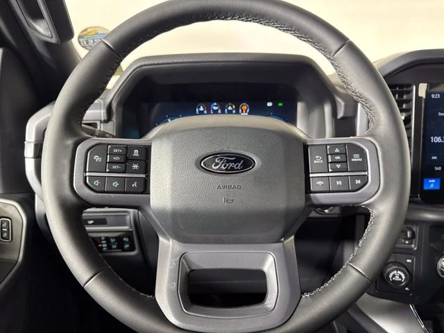 New 2026 Agate Black Metallic Ford XLT image 18