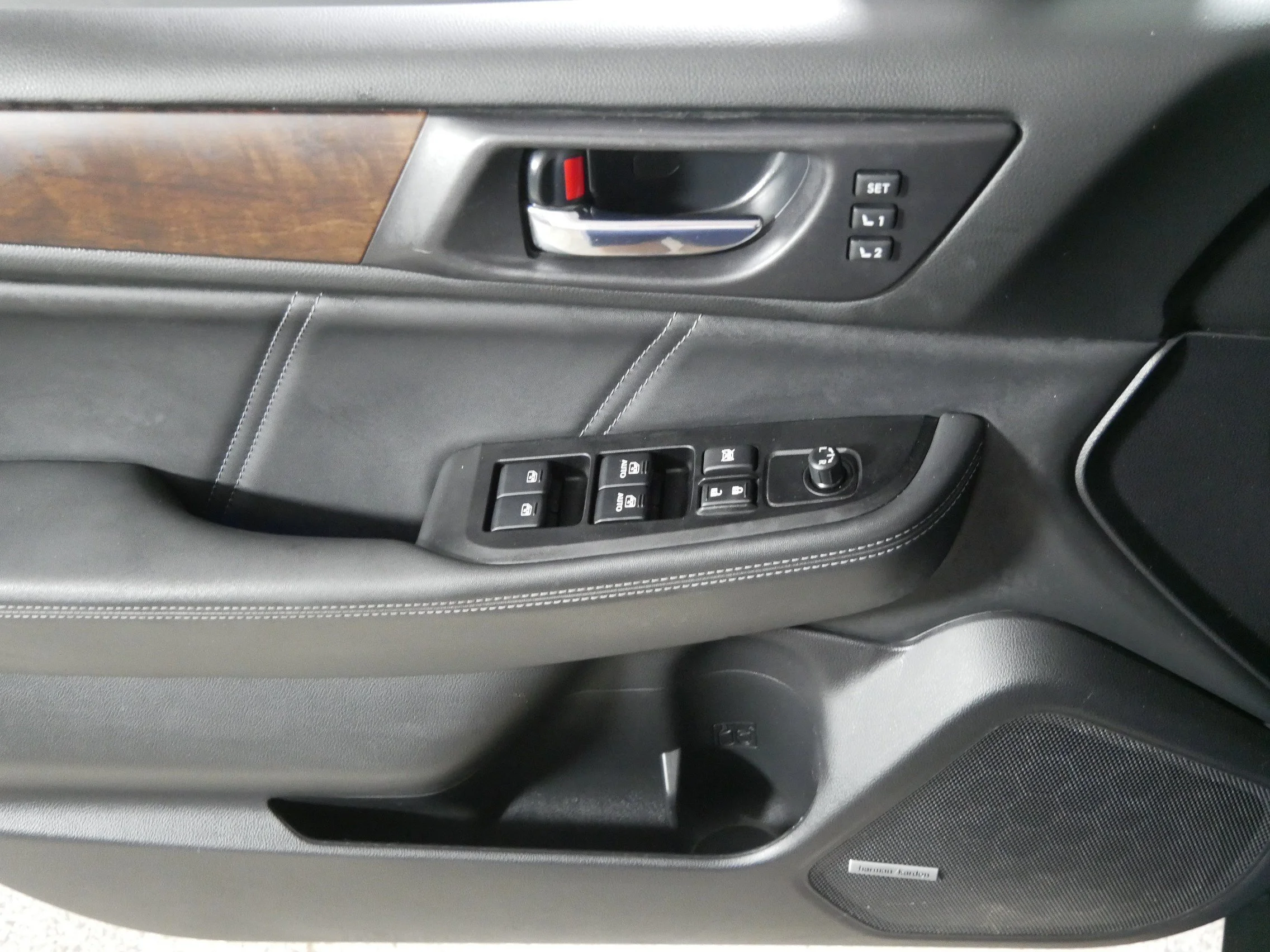 Used 2019 Abyss Blue Pearl Subaru Limited image 19