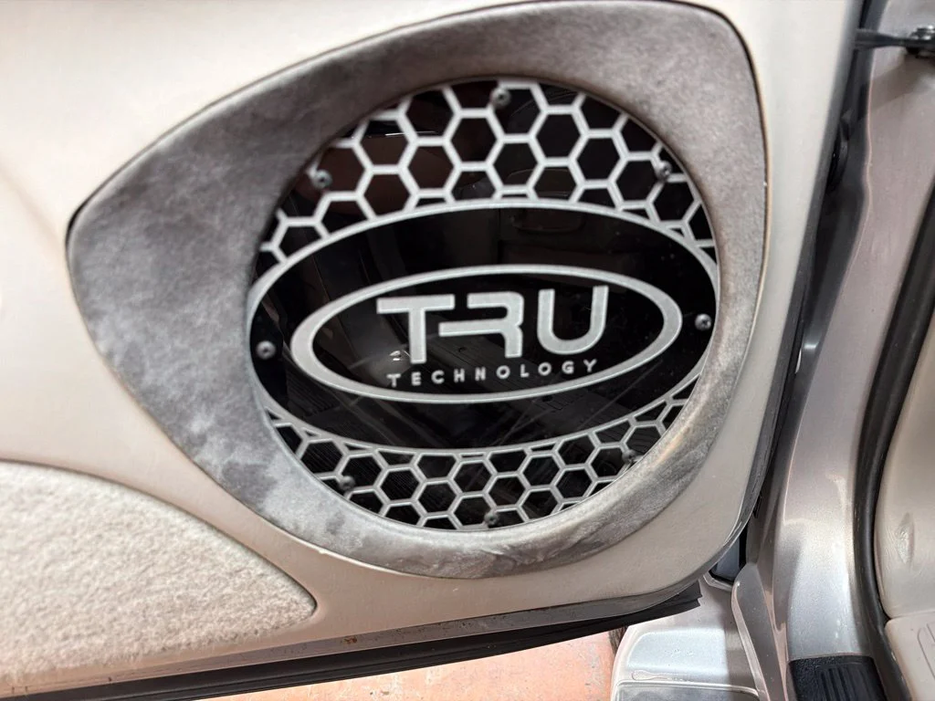 Used 2004 Silver Sky Metallic Toyota Limited image 39